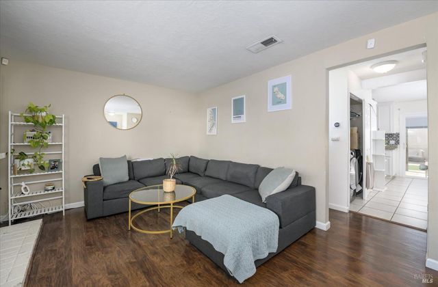 2429 Baltic Dr, Fairfield, CA 94533