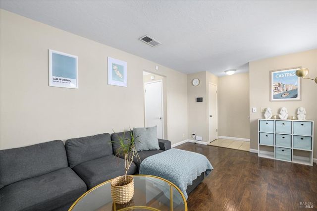 2429 Baltic Dr, Fairfield, CA 94533