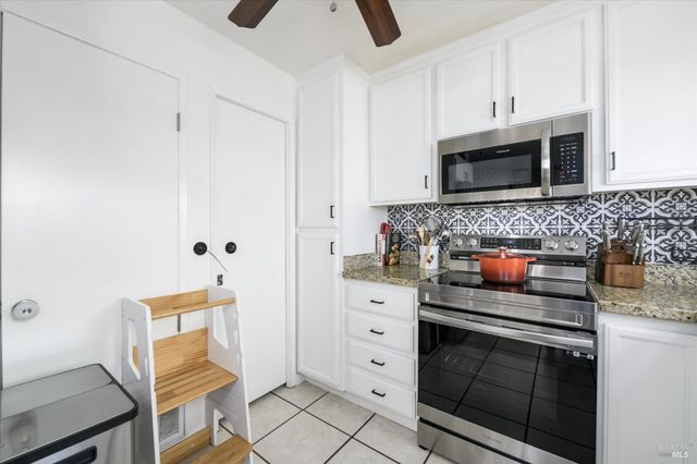 2429 Baltic Dr, Fairfield, CA 94533