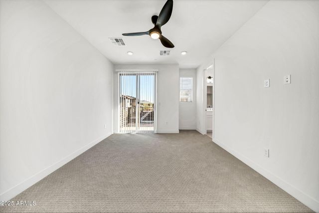 2121 W SONORAN DESERT Drive 61, Phoenix, AZ 85085