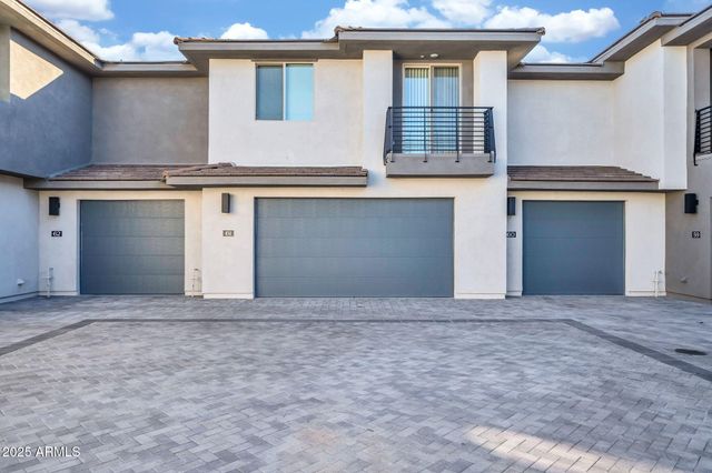 2121 W SONORAN DESERT Drive 61, Phoenix, AZ 85085