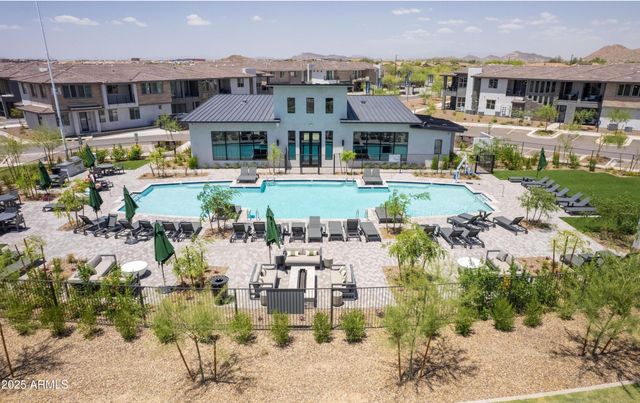 2121 W SONORAN DESERT Drive 61, Phoenix, AZ 85085