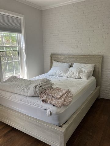 11 Dartmouth Pl 2, Boston, MA 02116