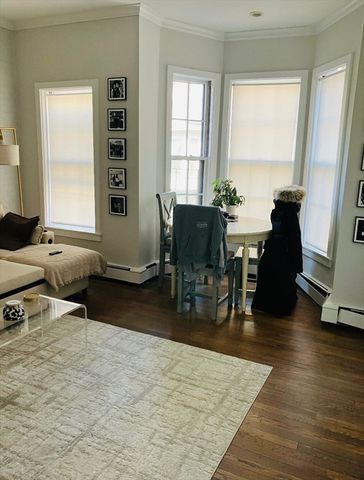 11 Dartmouth Pl 2, Boston, MA 02116