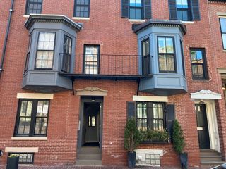 11 Dartmouth Pl 2, Boston, MA 02116