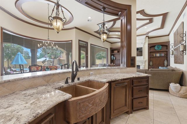 14 Post Shadow Estate Court, Spring, TX 77389