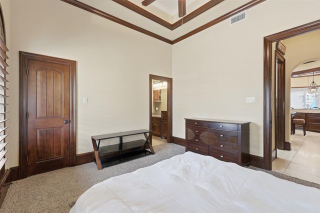 14 Post Shadow Estate Court, Spring, TX 77389