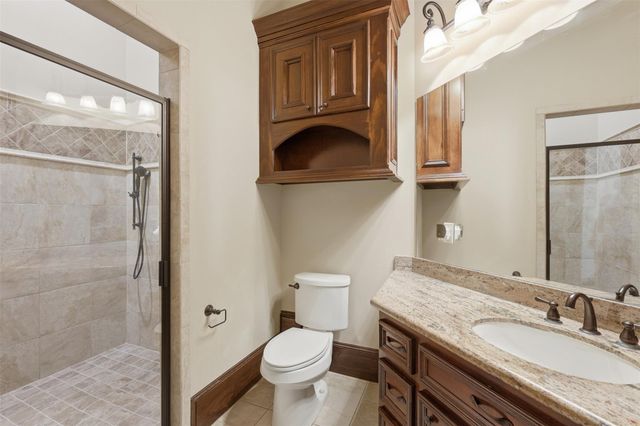 14 Post Shadow Estate Court, Spring, TX 77389