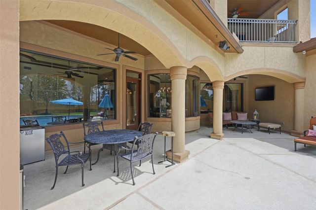 14 Post Shadow Estate Court, Spring, TX 77389