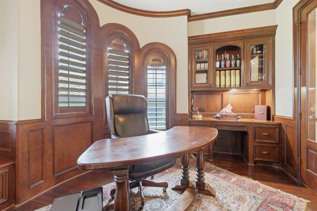 14 Post Shadow Estate Court, Spring, TX 77389