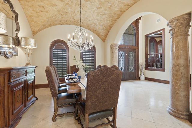 14 Post Shadow Estate Court, Spring, TX 77389