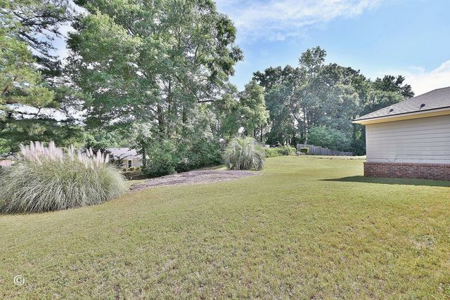 1525 Tom Buk Tu Lane, Columbus, GA 31904
