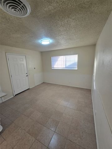 4217 Wilhelm Street, Fort Worth, TX 76119