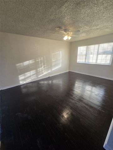 4217 Wilhelm Street, Fort Worth, TX 76119