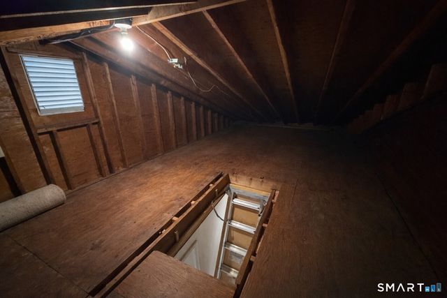 19 Windy Knolls Road Right Side, Greenwich, CT 06831