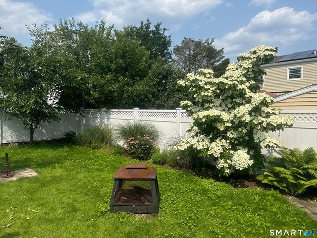 19 Windy Knolls Road Right Side, Greenwich, CT 06831