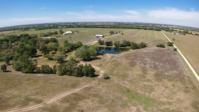 2745 Holub Road, Schulenburg, TX 78956