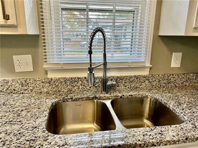 3425 Derby Place, Greensboro, NC 27405