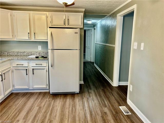 3425 Derby Place, Greensboro, NC 27405