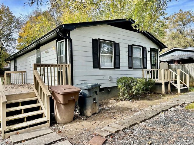 3425 Derby Place, Greensboro, NC 27405