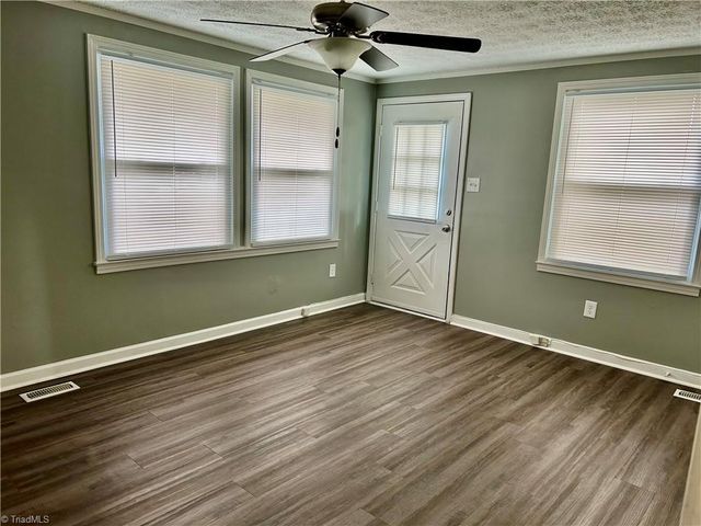 3425 Derby Place, Greensboro, NC 27405