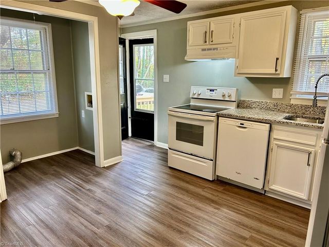 3425 Derby Place, Greensboro, NC 27405