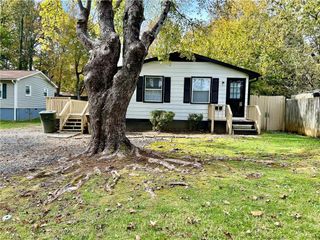 3425 Derby Place, Greensboro, NC 27405