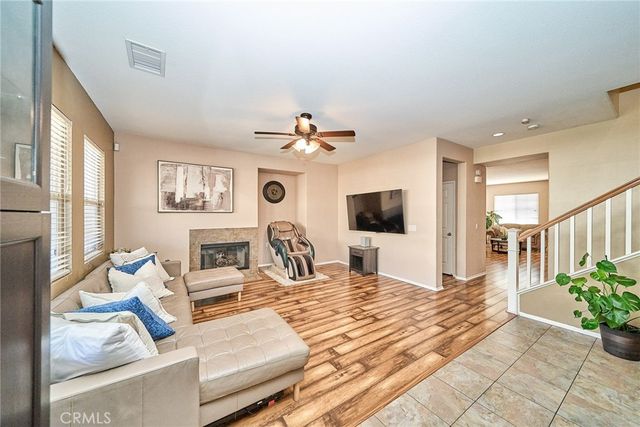 10249 Jennifer, Hesperia, CA 92345