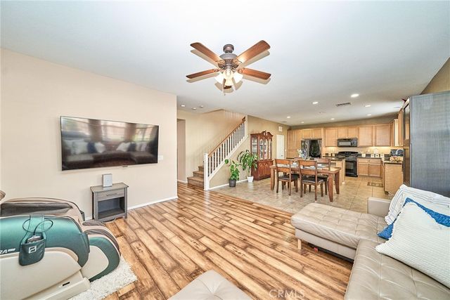 10249 Jennifer, Hesperia, CA 92345