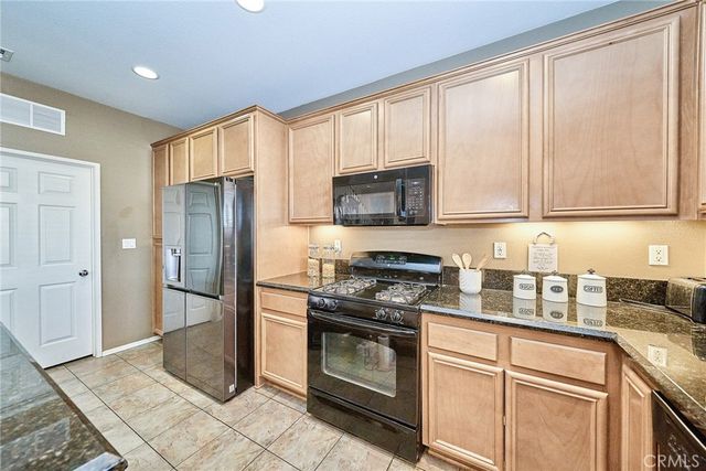 10249 Jennifer, Hesperia, CA 92345