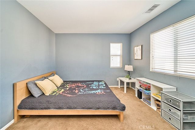 10249 Jennifer, Hesperia, CA 92345
