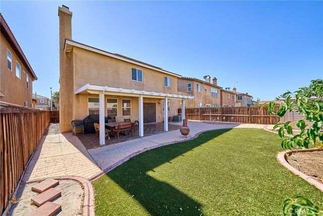 10249 Jennifer, Hesperia, CA 92345