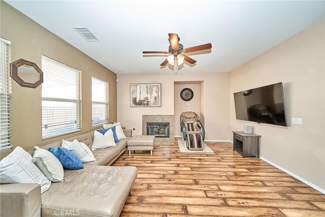 10249 Jennifer, Hesperia, CA 92345