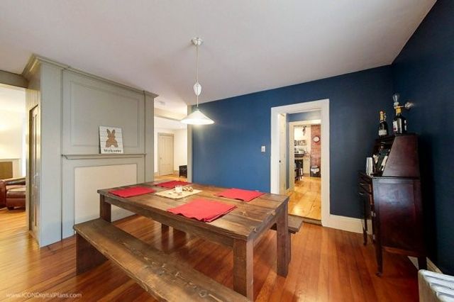 300 Broadway, Newport, RI 02840
