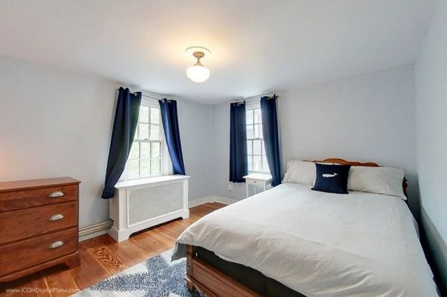 300 Broadway, Newport, RI 02840