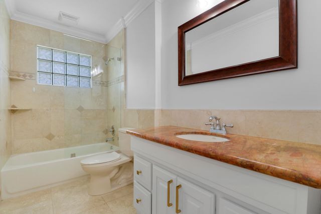 19931 Jasmine Drive, Jupiter, FL 33469