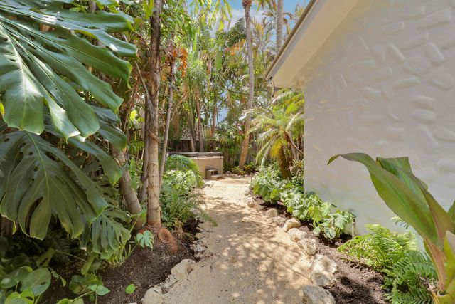 19931 Jasmine Drive, Jupiter, FL 33469