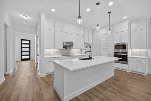 508 Pinnacle View DR, Georgetown, TX 78628