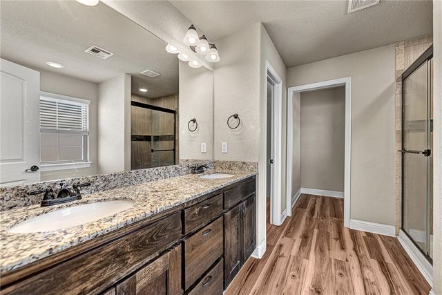 4300 Limestone Avenue, Bentonville, AR 72712