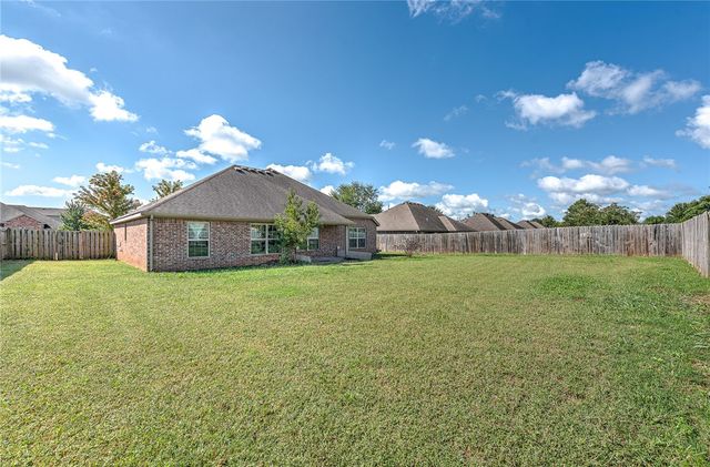 4300 Limestone Avenue, Bentonville, AR 72712