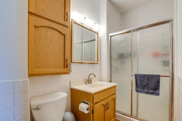 1637 8th Avenue S, Fargo, ND 58103