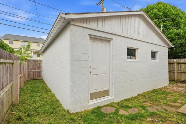 950 Mt Pleasant Avenue, Columbus, OH 43201