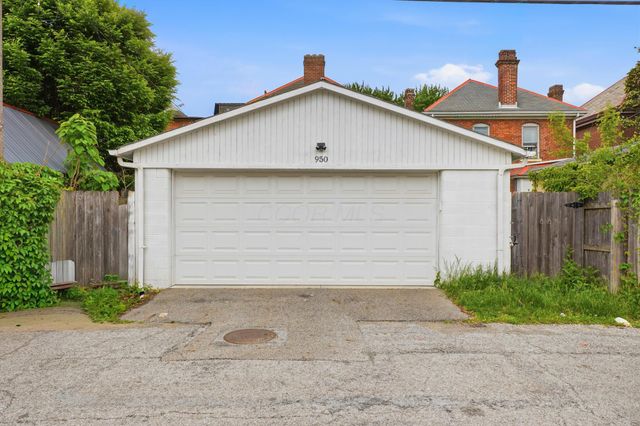 950 Mt Pleasant Avenue, Columbus, OH 43201