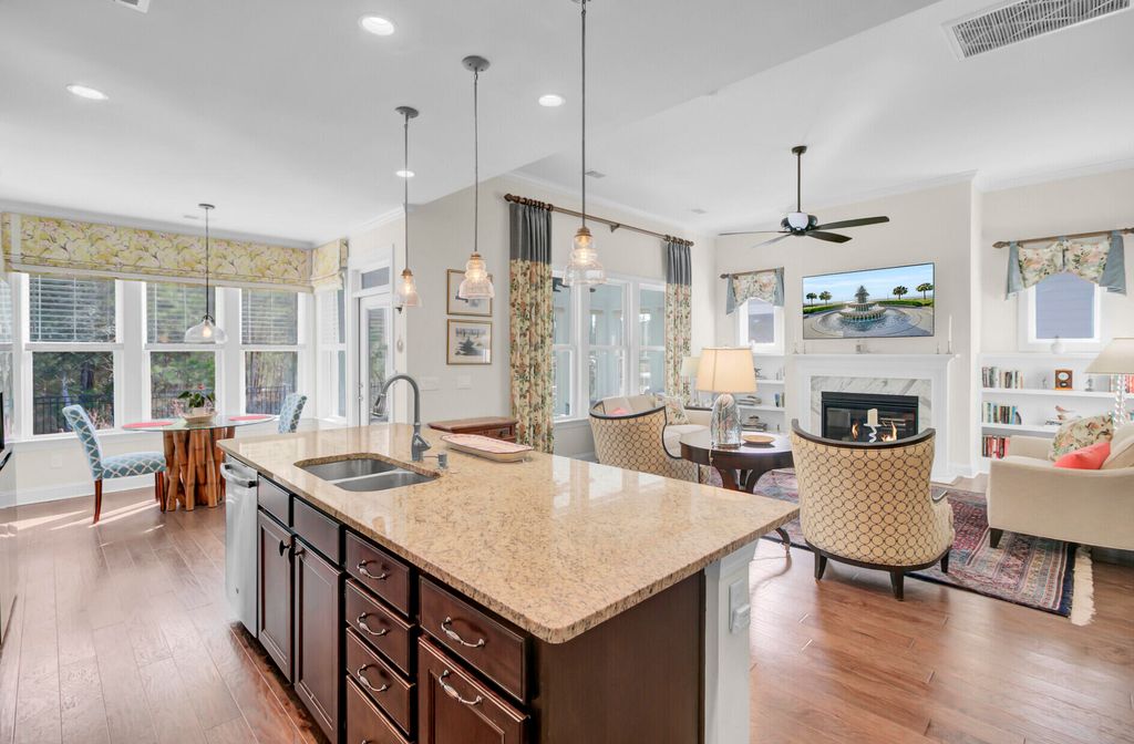 Image 16 of property listing at 2011 Barn Swallow Road, Summerville, SC 29483