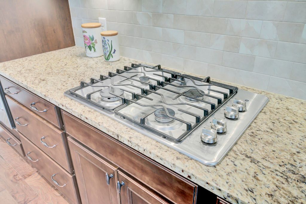 Image 17 of property listing at 2011 Barn Swallow Road, Summerville, SC 29483