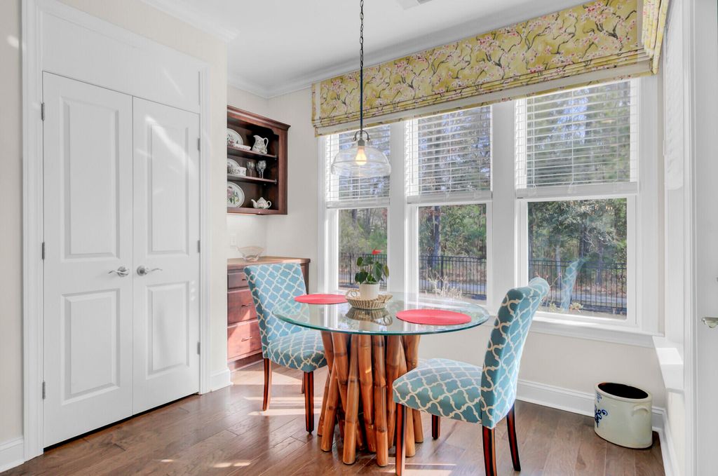 Image 20 of property listing at 2011 Barn Swallow Road, Summerville, SC 29483