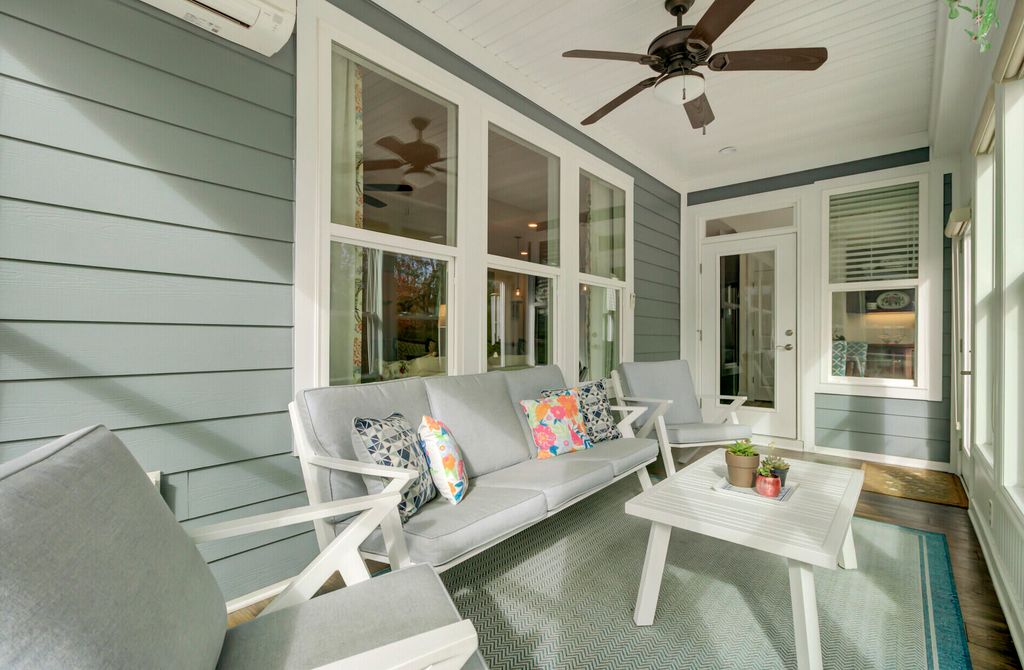 Image 26 of property listing at 2011 Barn Swallow Road, Summerville, SC 29483