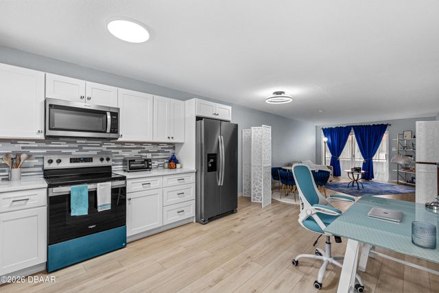 2901 N Halifax Ave Apt 220, Daytona Beach, FL 32118