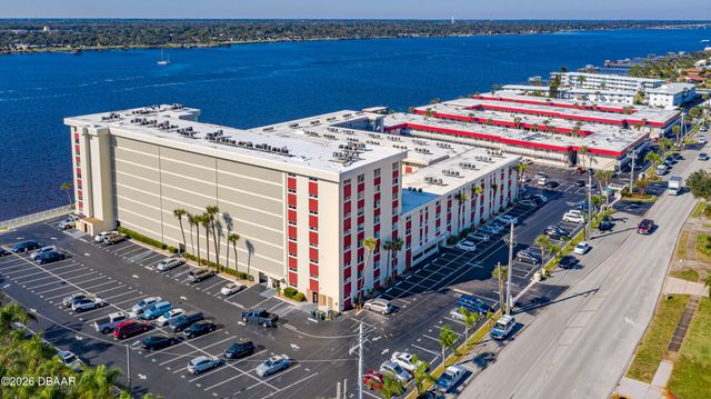 2901 N Halifax Ave Apt 220, Daytona Beach, FL 32118