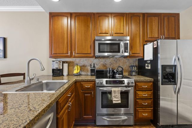 48 Live Oak Circle, Jupiter, FL 33469